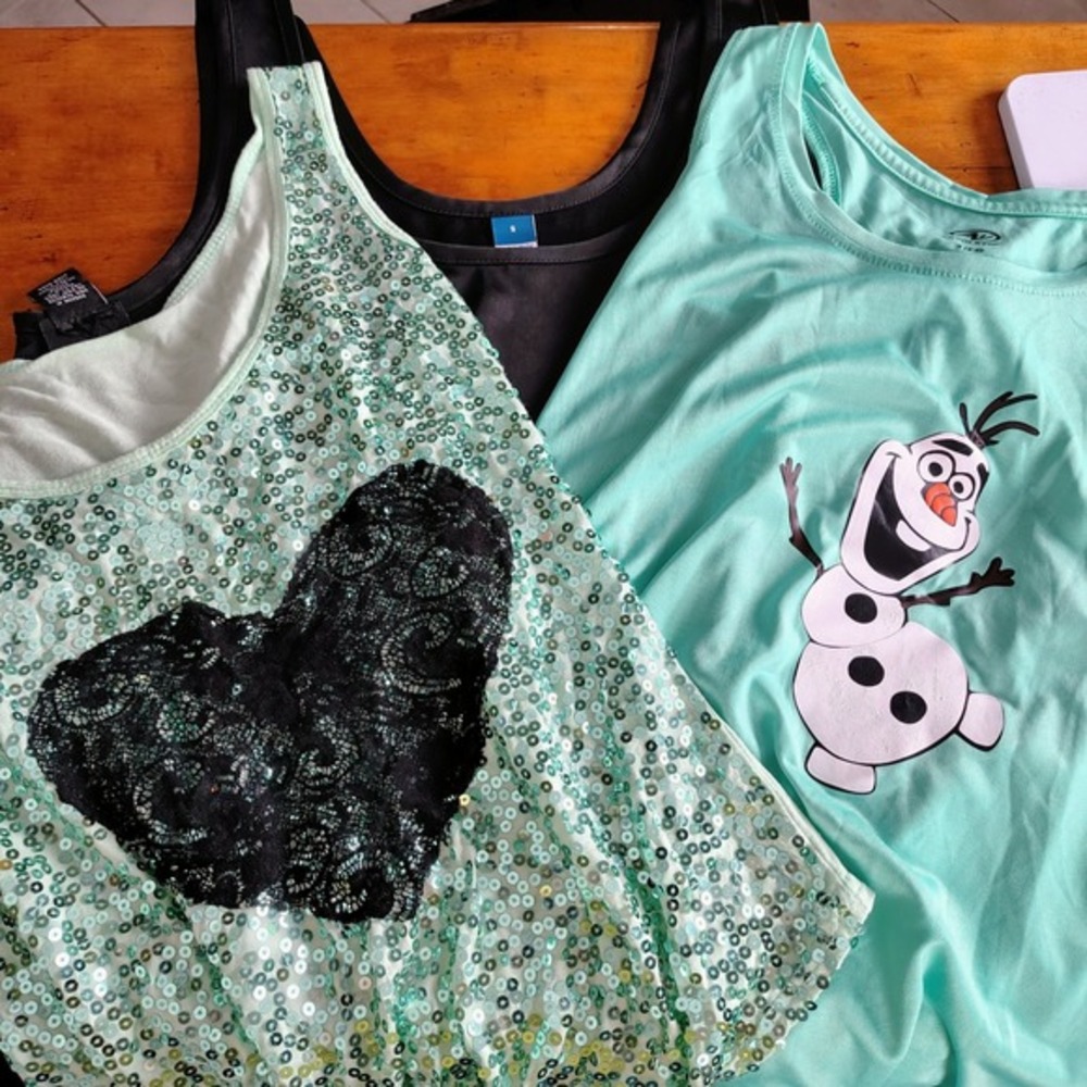 Womens Tank Top Bundle Rue21 Sequin Heart Old Navy Satin‎ Athletic Works Olaf S